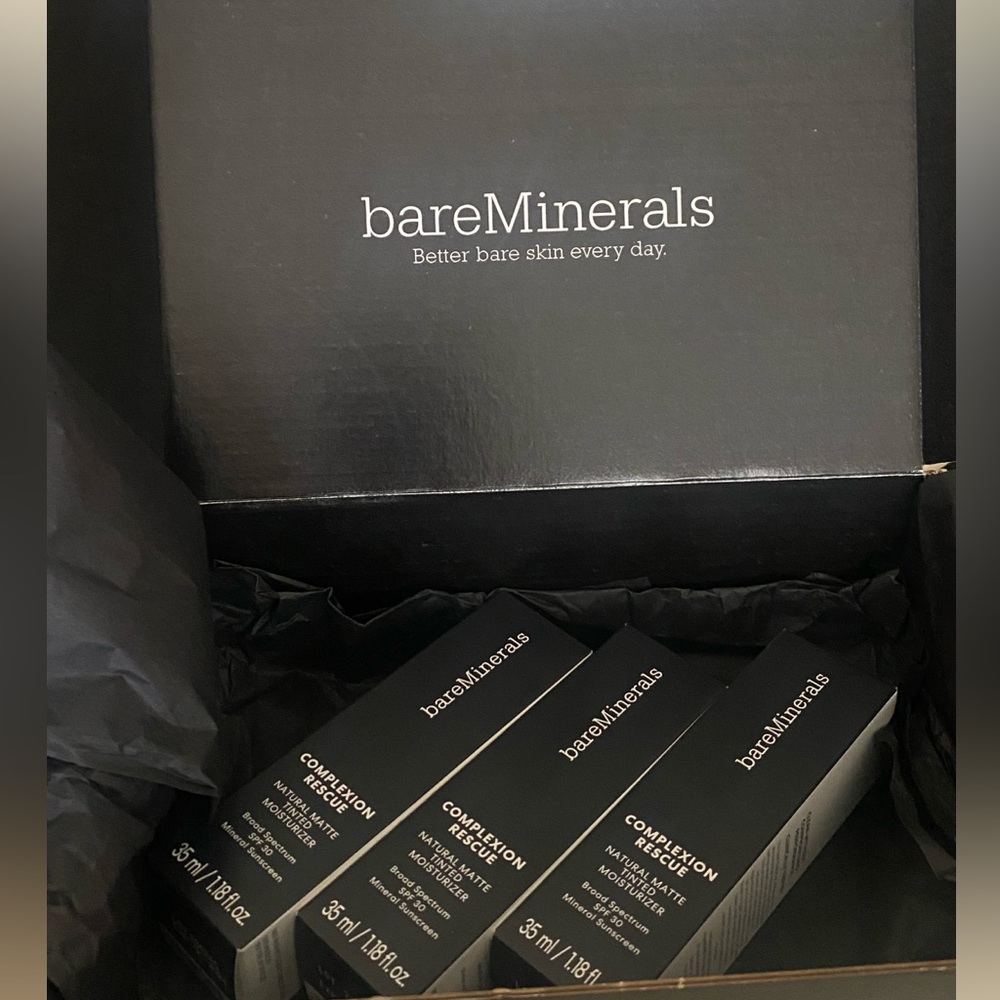 bareMinerals COMPLEXION RESCUE NATURAL MATTE TINTED MOISTURIZER MINERAL SPF 30